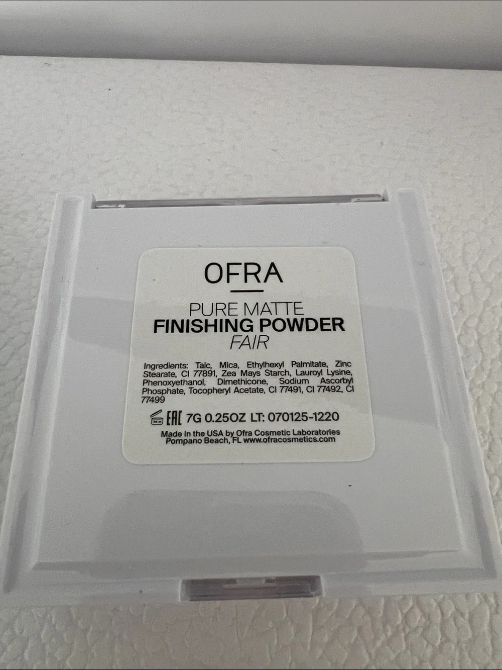 OFRA Pure Matte Finishing Powder & Mauve Lip Liner duo